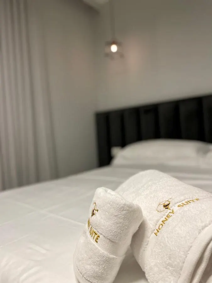 City Rest Bllok Τίρανα
