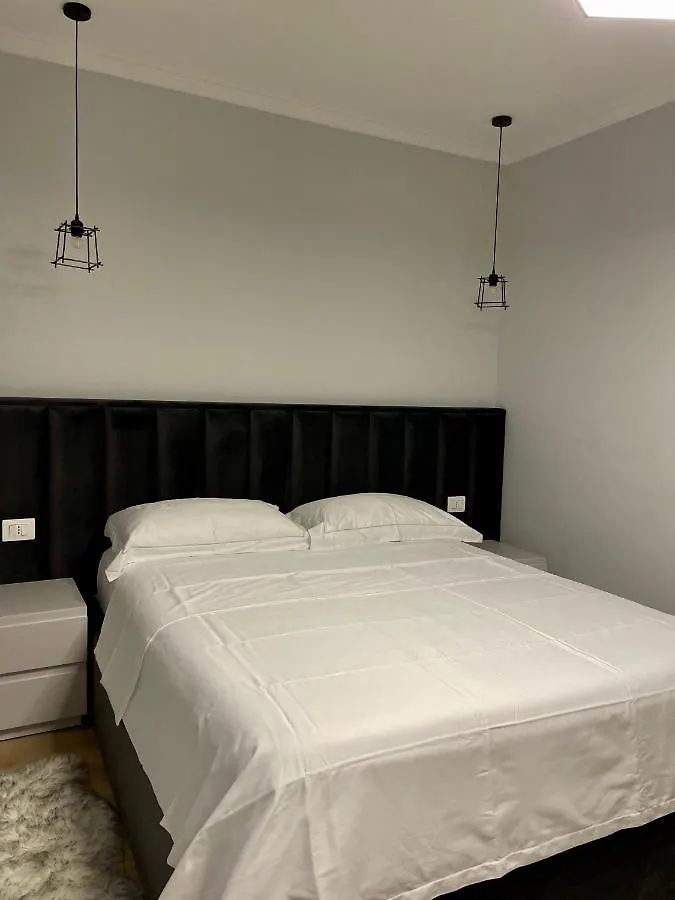 Διαμέρισμα City Rest Bllok Τίρανα